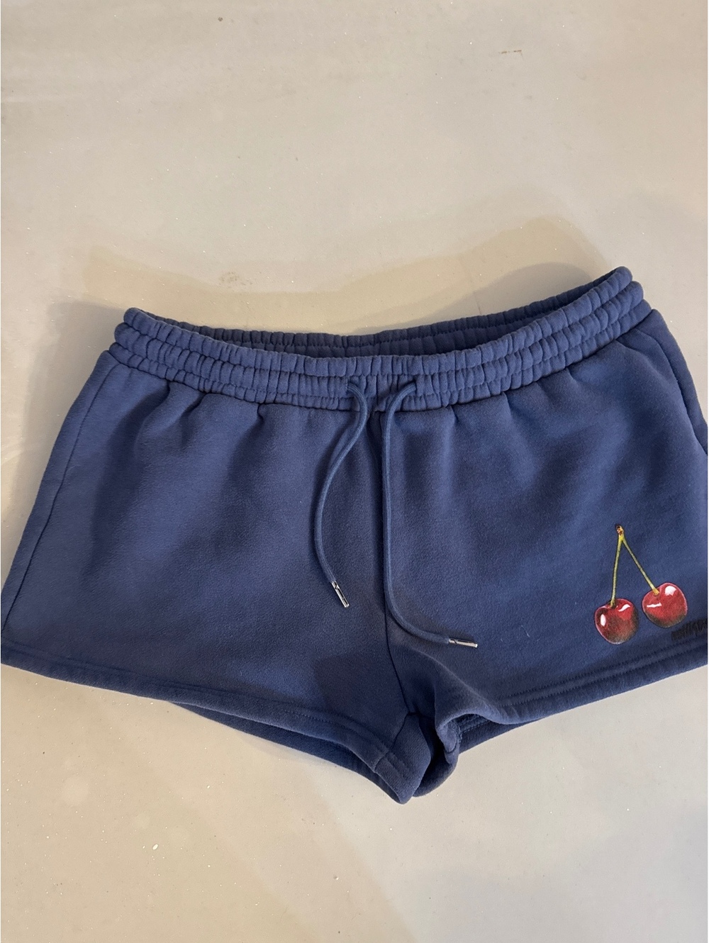 Edikted women’s short size medium
